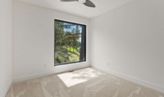 215 Whisper Ridge Dr, Bigfork, MT 59911