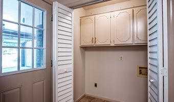 122 Hemlock Rd, Batesville, MS 38606