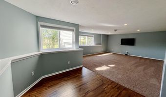 8866 Cascade Rd SE, Ada, MI 49301