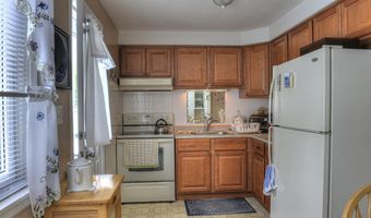 519 Emmett St, Bristol, CT 06010