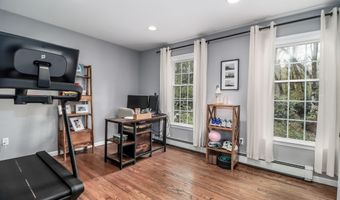 20 Puritan Valley Rd, Brookfield, CT 06804