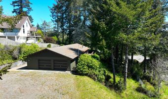 16945 PACIFIC VIEW Dr, Brookings, OR 97415