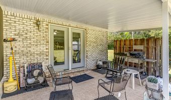 1401 Greenwood Rd, Baker, FL 32531