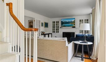 1119 Glenwood Dr, Alliance, OH 44601
