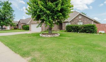 2202 Juniper Ave, Bentonville, AR 72713