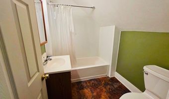347 E 4th St, Ashland, OH 44805