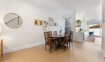 922 8TH St NE, Washington, DC 20002