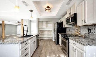 37222 N TOM DARLINGTON Dr 12, Carefree, AZ 85377