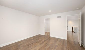 3000 N Spurway Dr, Ann Arbor, MI 48105