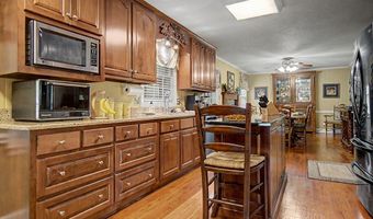 1732 Marbury Ln, Albany, GA 31707