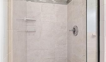 64 Juniper Trl, Narragansett, RI 02882