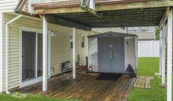 32 Pine Tree Dr, Bayville, NJ 08721