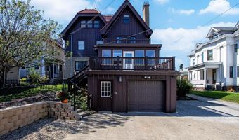 421 Center St, Ashland, OH 44805