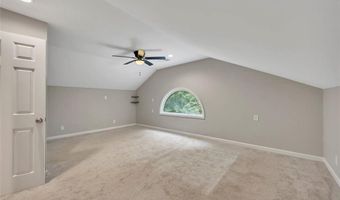 781 Grist Mill Dr E, Acworth, GA 30101
