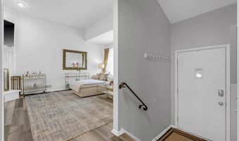 258 Clubhouse Dr, Middletown, NJ 07748