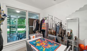 7809 FOX GATE Ct, Bethesda, MD 20817