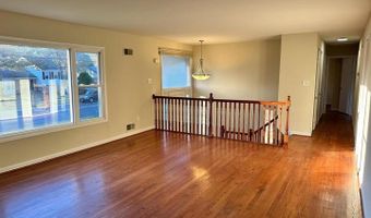 8722 POSTOAK Rd, Rockville, MD 20854