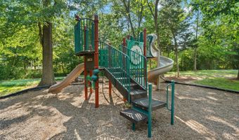 24687 KINGS CANYON Sq, Aldie, VA 20105