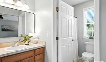 9337 Andrew Farms Dr, Alto, MI 49302