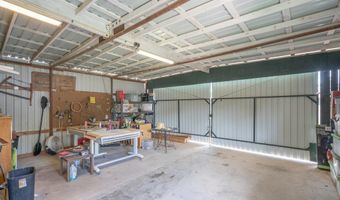 1201 NW 8th Pl, Andrews, TX 79714