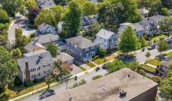 135 Russett Rd 1, Boston, MA 02132