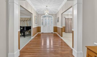 178 HUNTINGTON Trce, Anniston, AL 36207