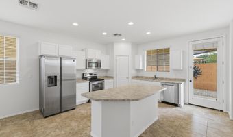 1739 S DESERT VIEW Pl, Apache Junction, AZ 85120