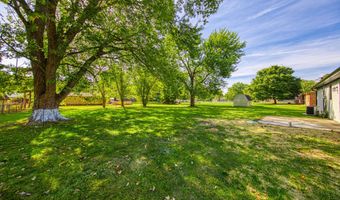 227 Poplar Grove Dr, Avon, IN 46123