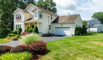 9 Wilshire Ln, Cranston, RI 02921