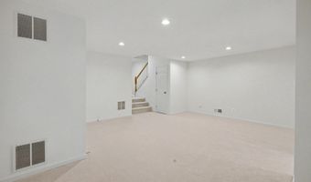5438 SUMMER LEAF Ln, Alexandria, VA 22312