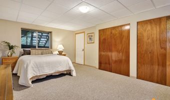 9501 Birch Rd, Anchorage, AK 99507