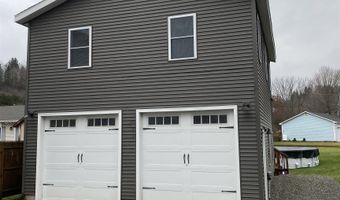 115-123 Church St, Cambridge, VT 05464
