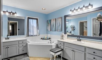 1665 Danaher St, Indianapolis, IN 46217