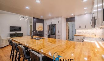 5102 Vista Way, Casper, WY 82601