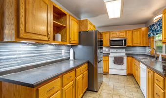 1219 Garfield Cir, Ames, IA 50014