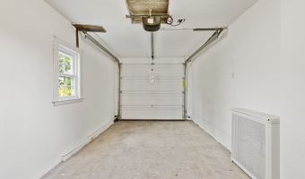 64 Fanway Ave, Bristol, CT 06010