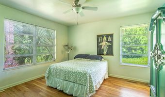 23 Adams St, Apalachicola, FL 32320