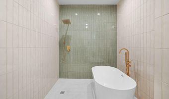 327 N GILMOR St, Baltimore, MD 21223