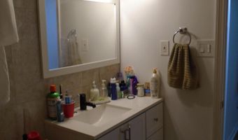 387 N Shore Dr, Albrightsville, PA 18210