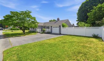 336 Dover Ave, East Providence, RI 02914