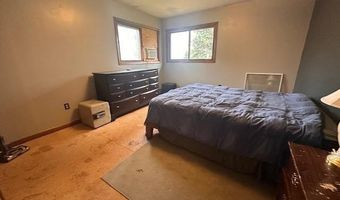 38 Locust Dr, Babbitt, MN 55706