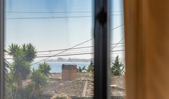 649 Bayview Dr, Aptos, CA 95003