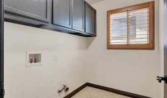 8225 Cabin Springs Ave, Las Vegas, NV 89131