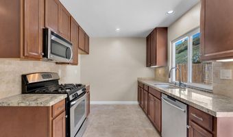 4853 Colony Dr, Camarillo, CA 93012