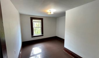 203 E York St, Akron, OH 44310