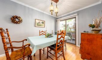 17 Ships Way, Bourne, MA 02532