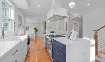 2 Draper Ave 2, Arlington, MA 02474
