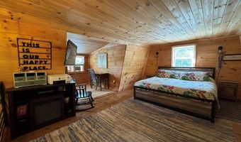 12 Beech Ridge Dr, Abbot, ME 04406