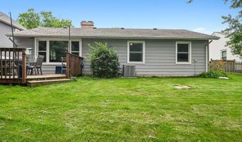 1810 N RIDGE Ave, Arlington Heights, IL 60004
