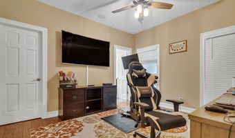 431 Summer Lake Dr, Bedford, IN 47421